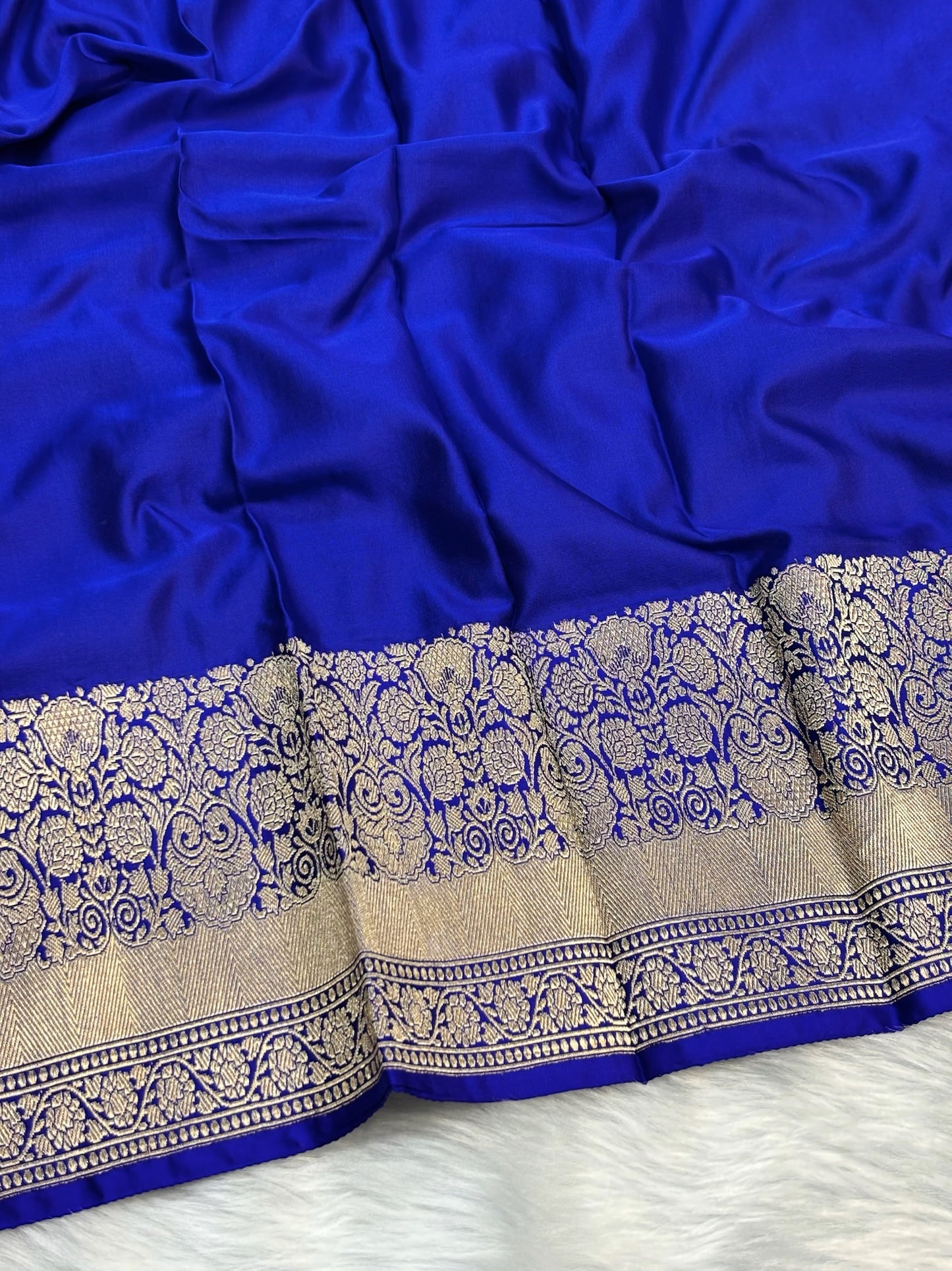 Pure Mashru Handwoven Silk Saree – Royal Blue Elegance