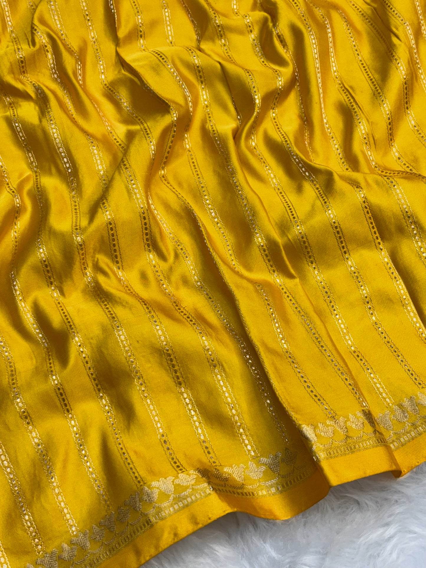 Pure Mashru Handwoven Silk Saree – Yellow Elegance