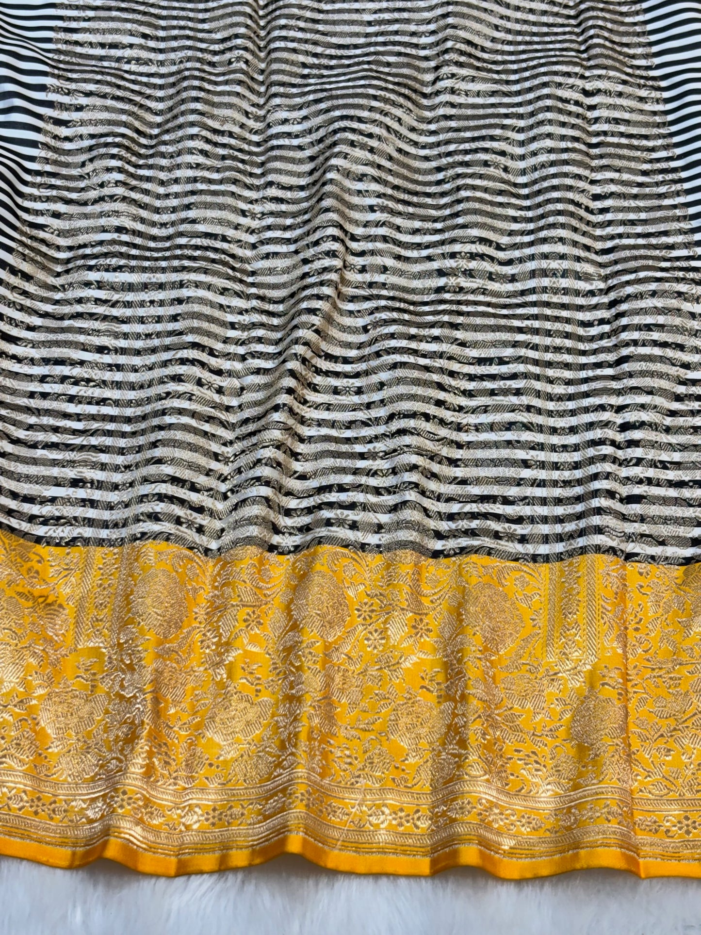 Pure Mashru Handwoven Silk Saree – Elegance