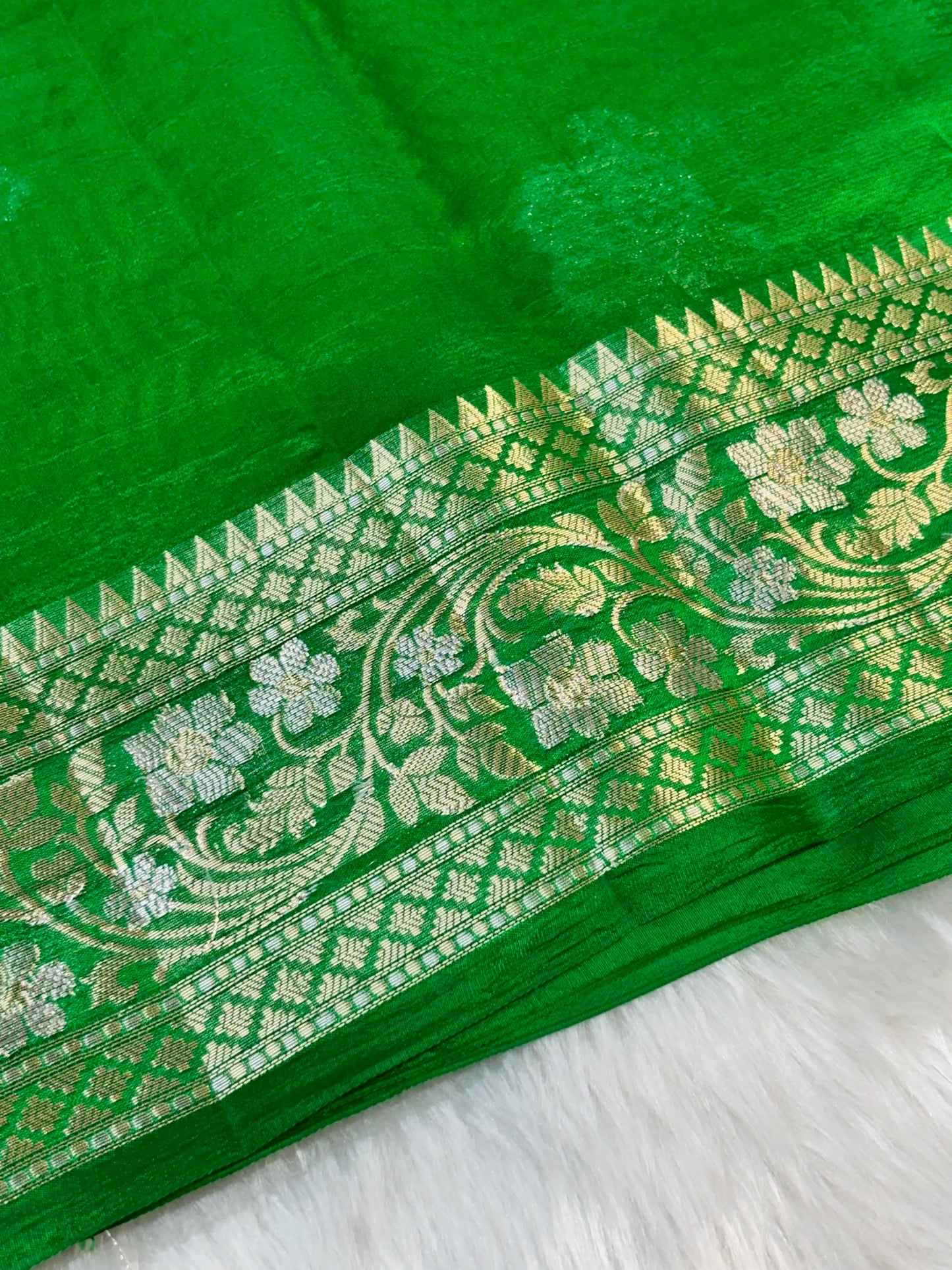 Pure Banarasi Soft Silk Saree – Yellow with Green Zari Border | Traditional Banarasi saree