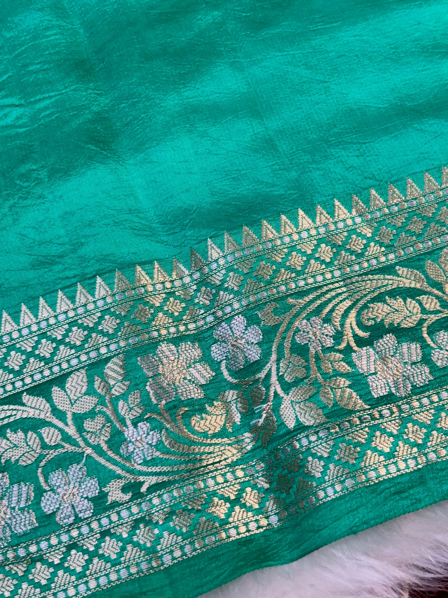 Pure Banarasi Soft Silk Saree – Lime Green | Traditional Banarasi saree