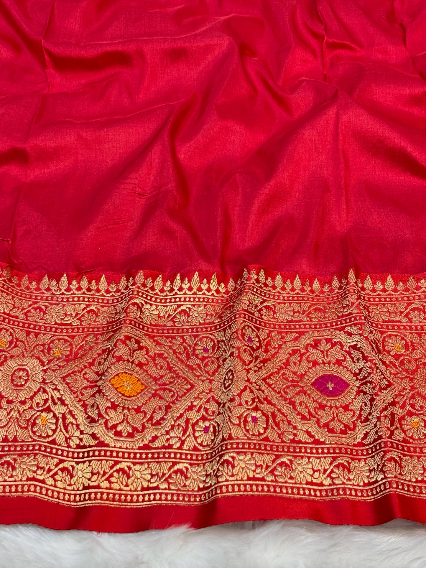 Pure Katan Silk Handwoven Banarasi Saree – Hot Pink Base with Rich Zari Border