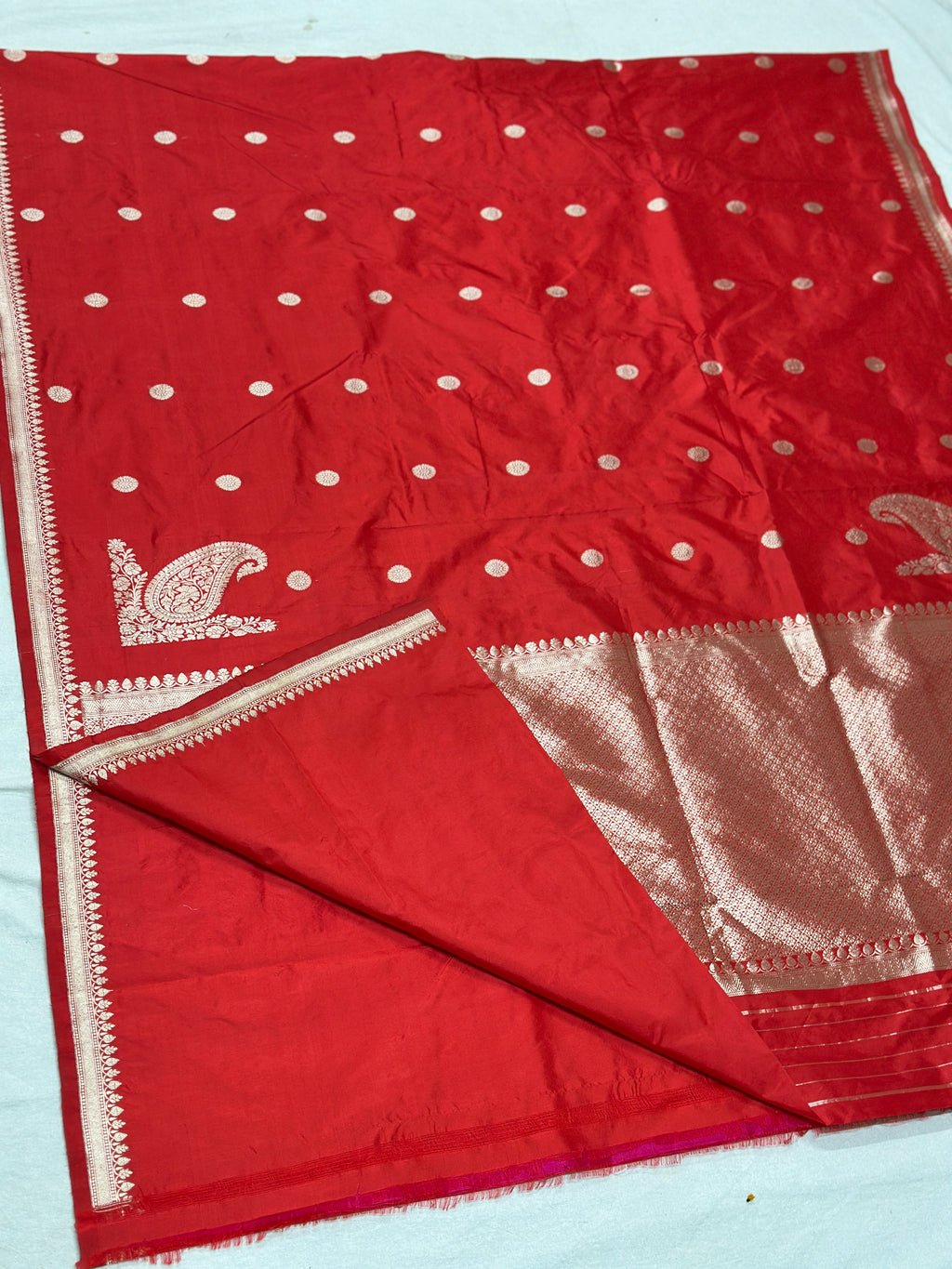 Red Handwoven Banarasi Pure katan Silk Saree