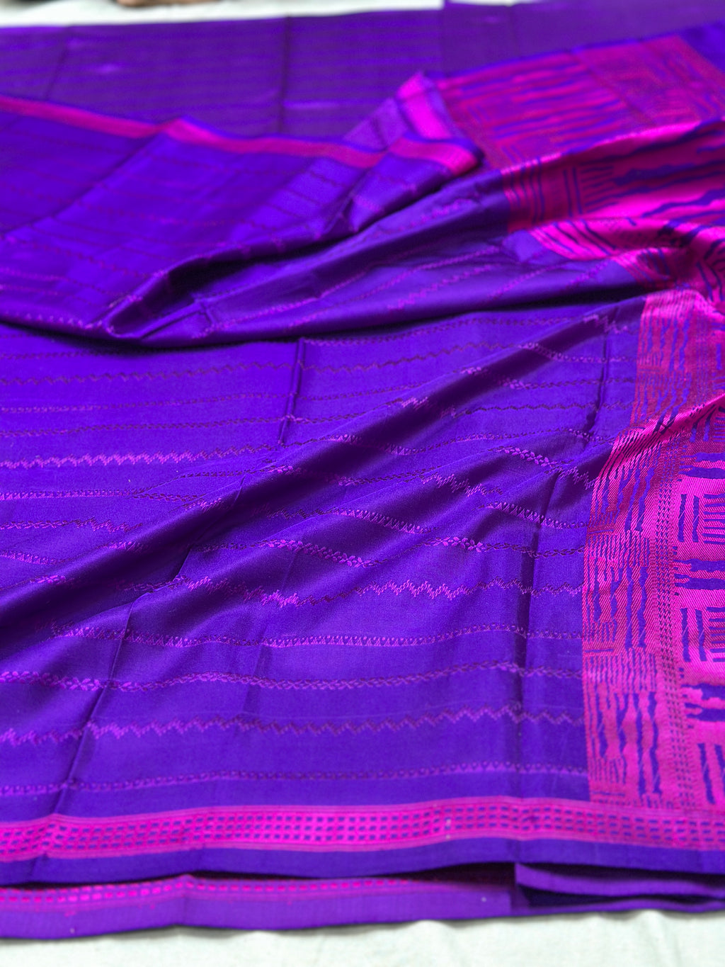 Handwoven Pure Banarasi Mashru Silk Saree