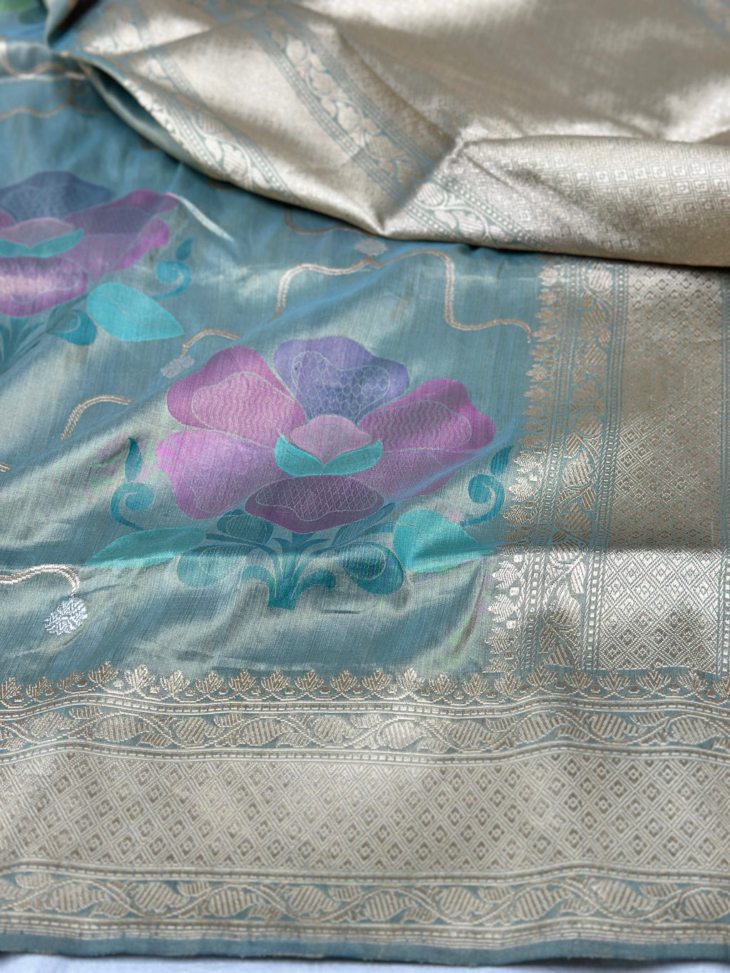 Handwoven Pure Banarasi Iktara Tissue Saree