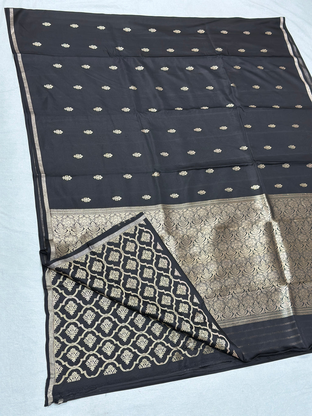 Handwoven Pure Banarasi Mashru Silk Saree