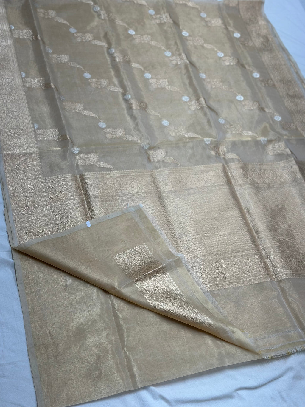 Ivory Handwoven Banarasi Pure Iktara Tissue Jangla Saree