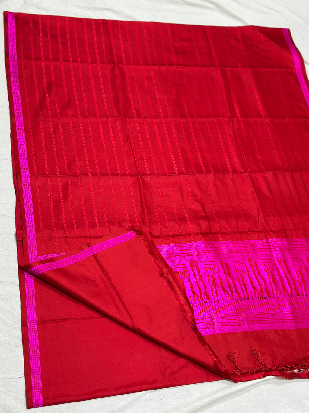 Handwoven Pure Banarasi Mashru Silk Saree