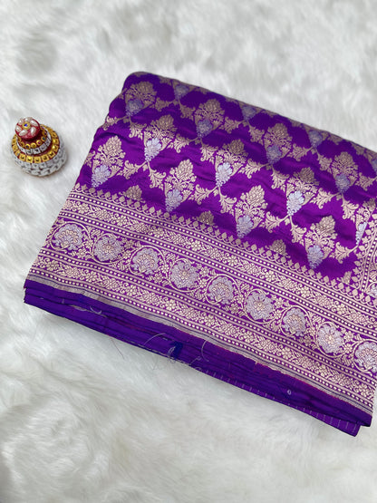 Majenta Pure Banarasi Katan Silk Saree- Floral Minakari Jaal with Rich Zari Border and Pallu