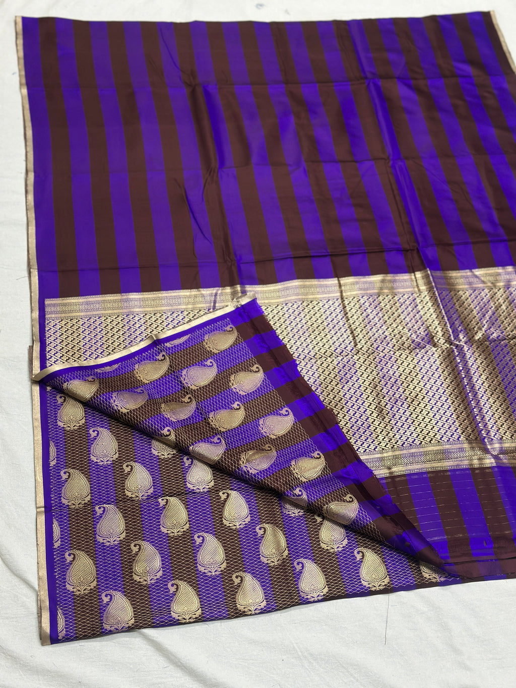Handwoven Banarasi Pure Mashru Silk Saree
