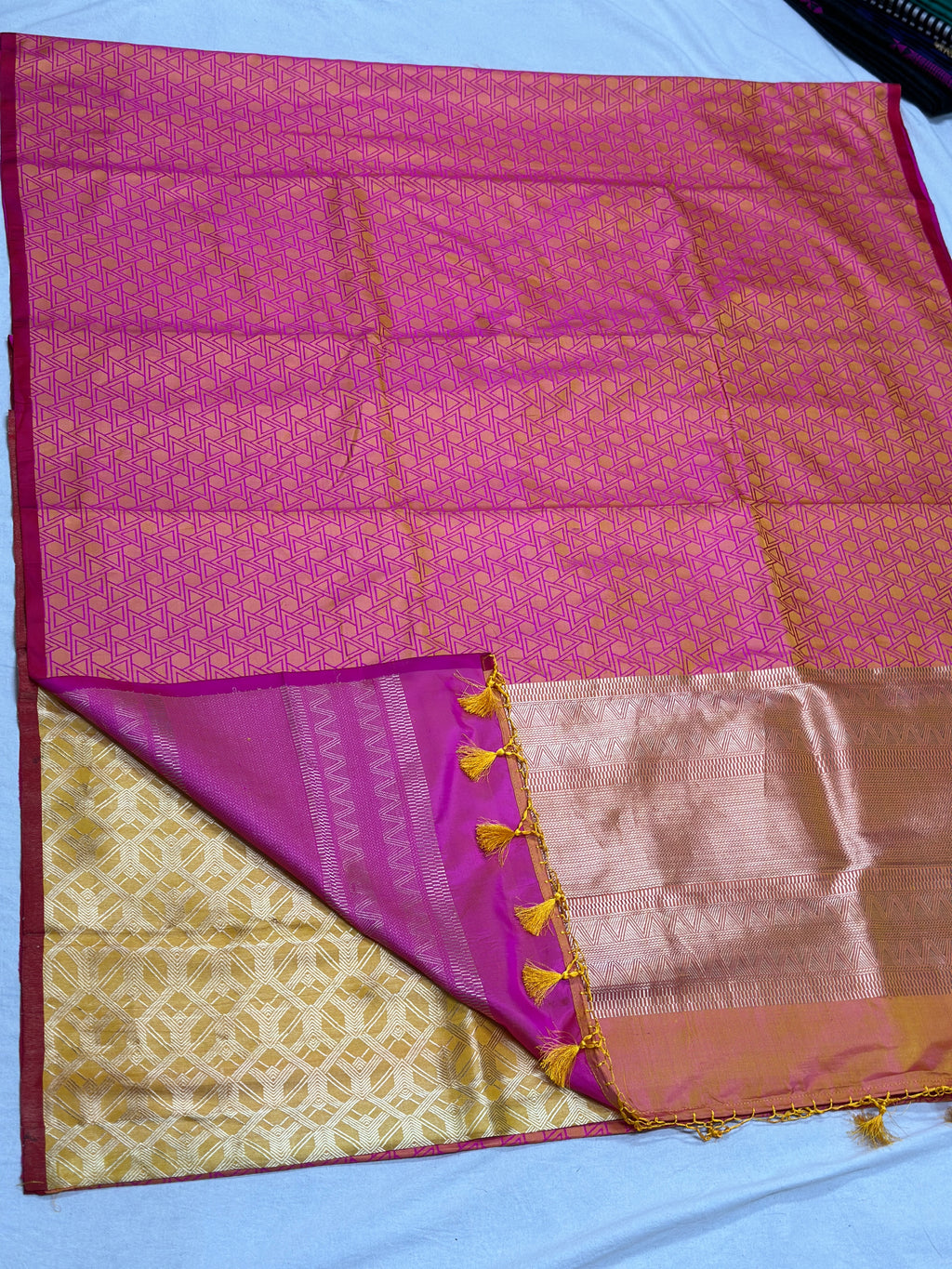 Handwoven Pure Banarasi Mashru Silk Saree