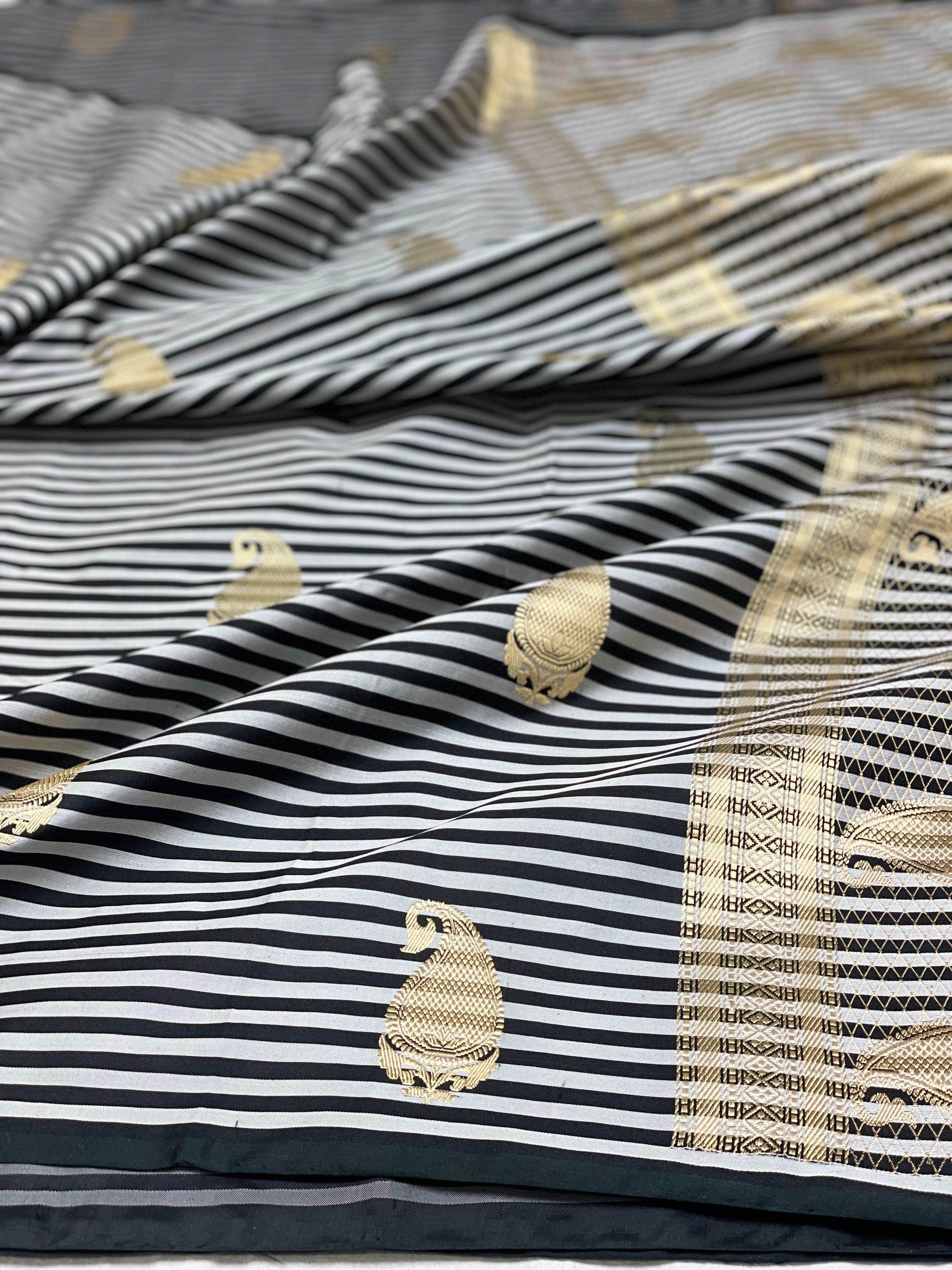 Pure Banarasi handloom Mashru Saree