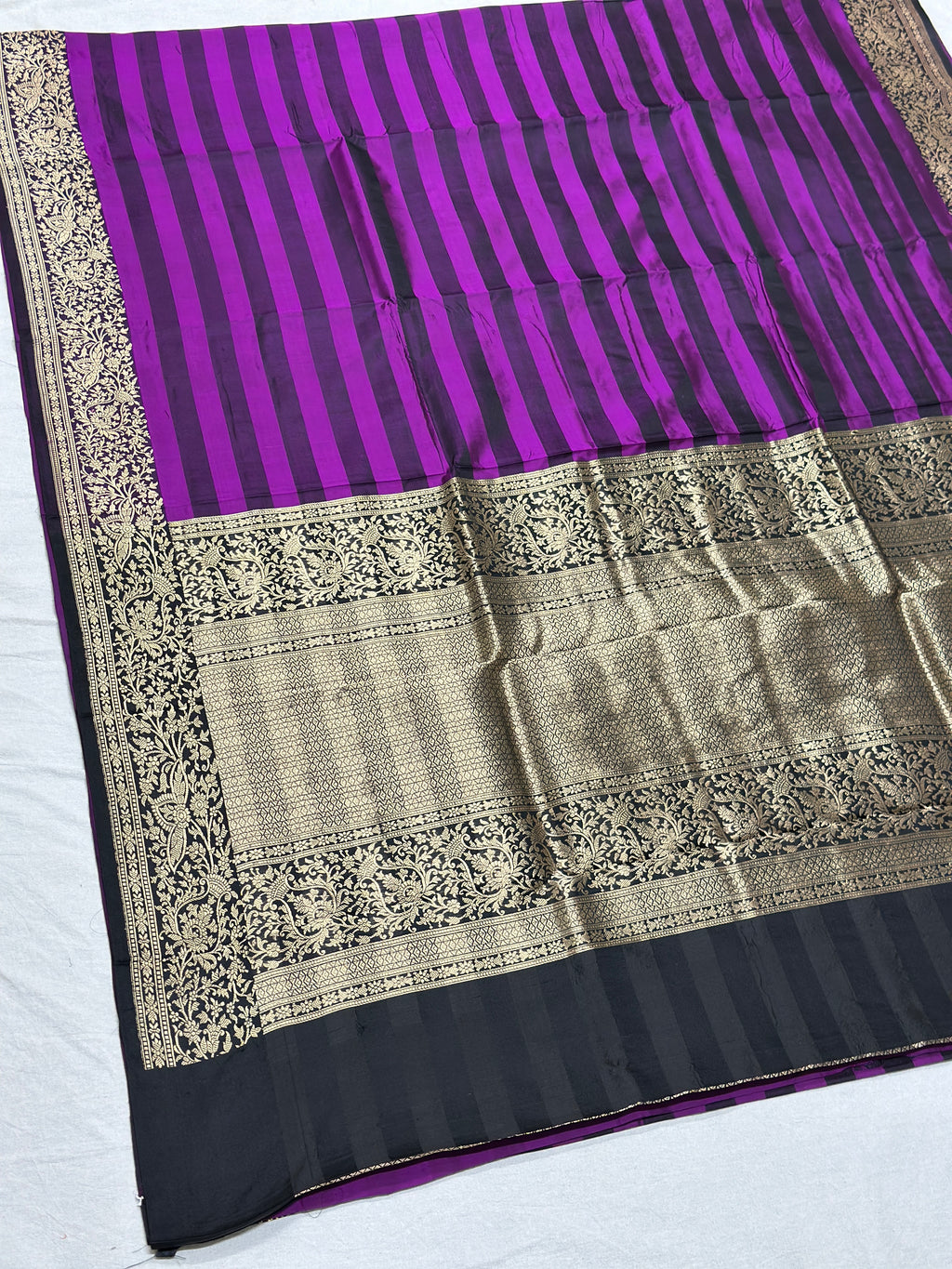 stripe Handwoven Banarasi Pure Mashru Silk Saree