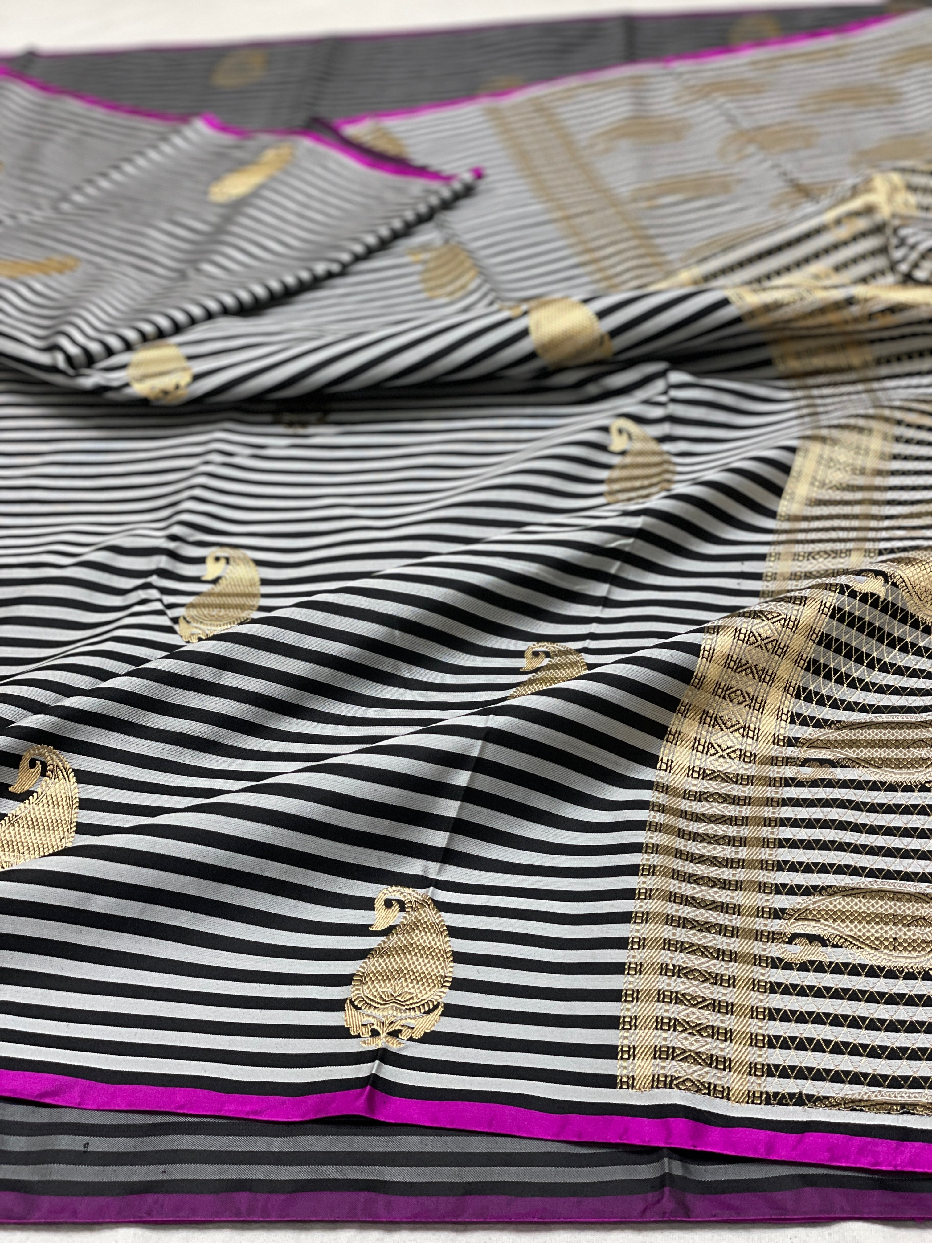 Pure Banarasi Handloom Mashru Saree