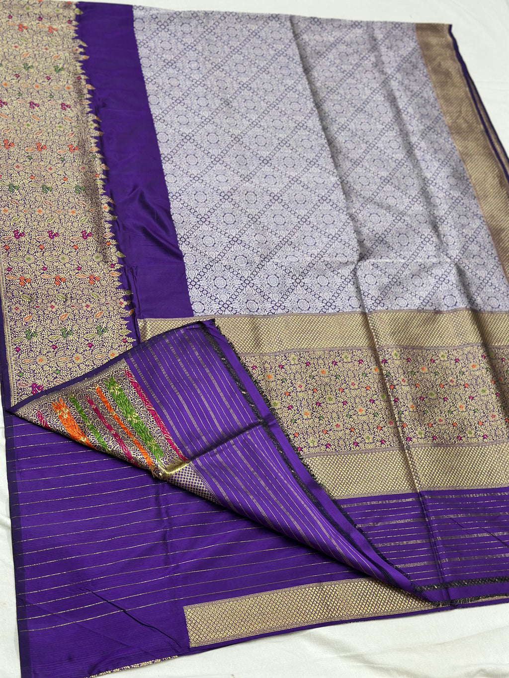 Majenta Handwoven Pure Banarasi Silk Saree