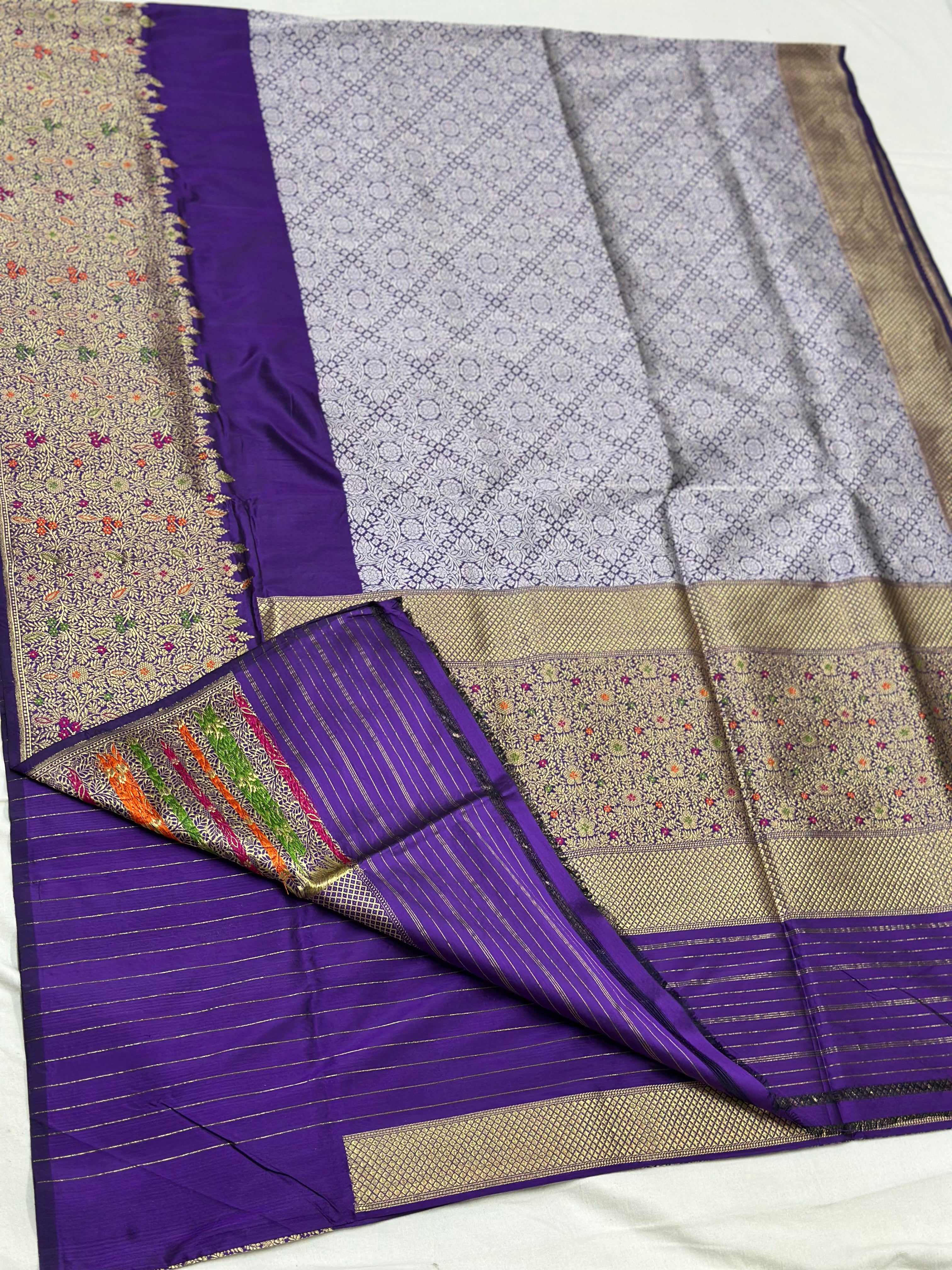Majenta Handwoven Pure Banarasi Silk Saree