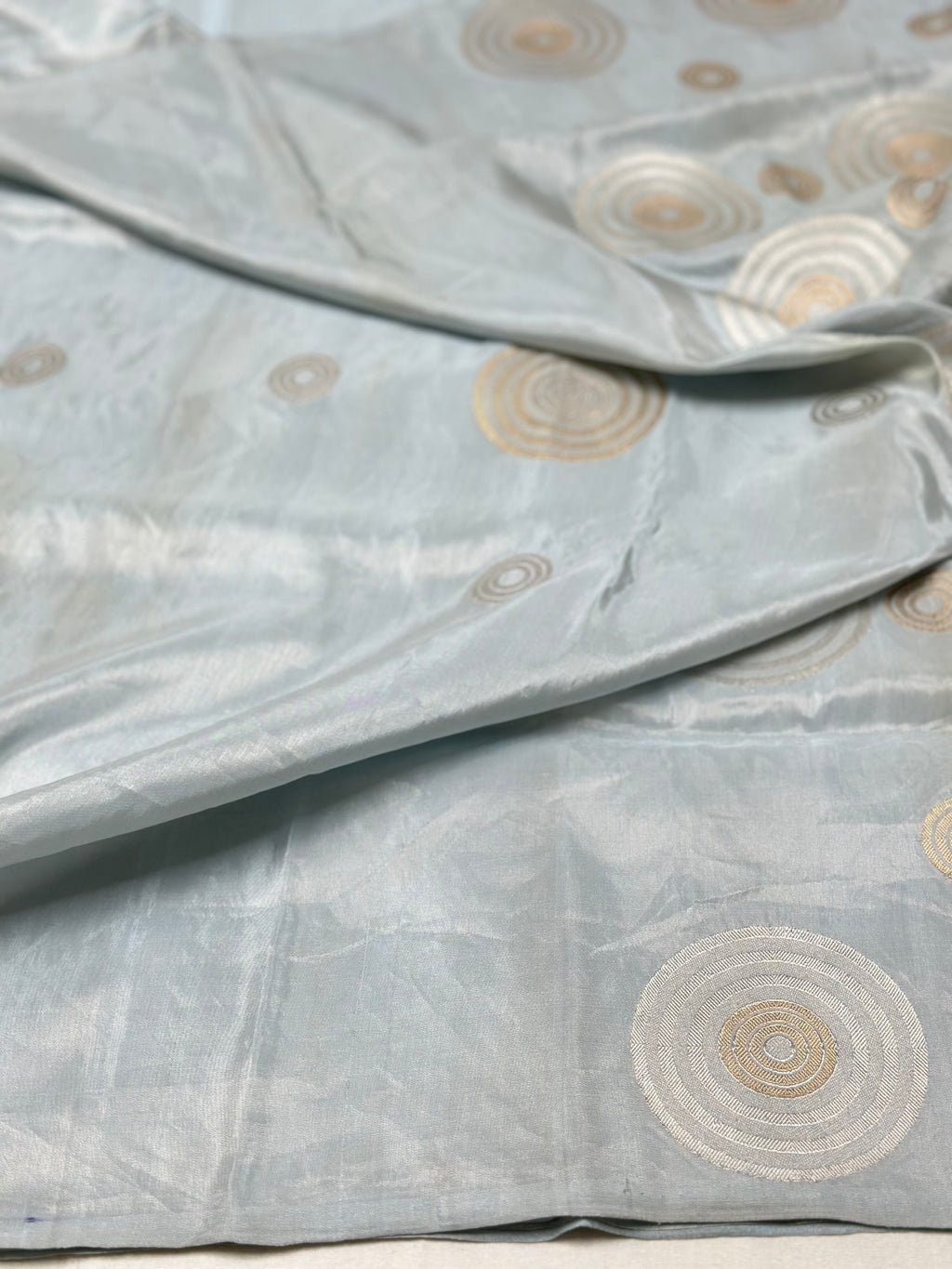 Handwoven Pure Banarasi Tissue Saree