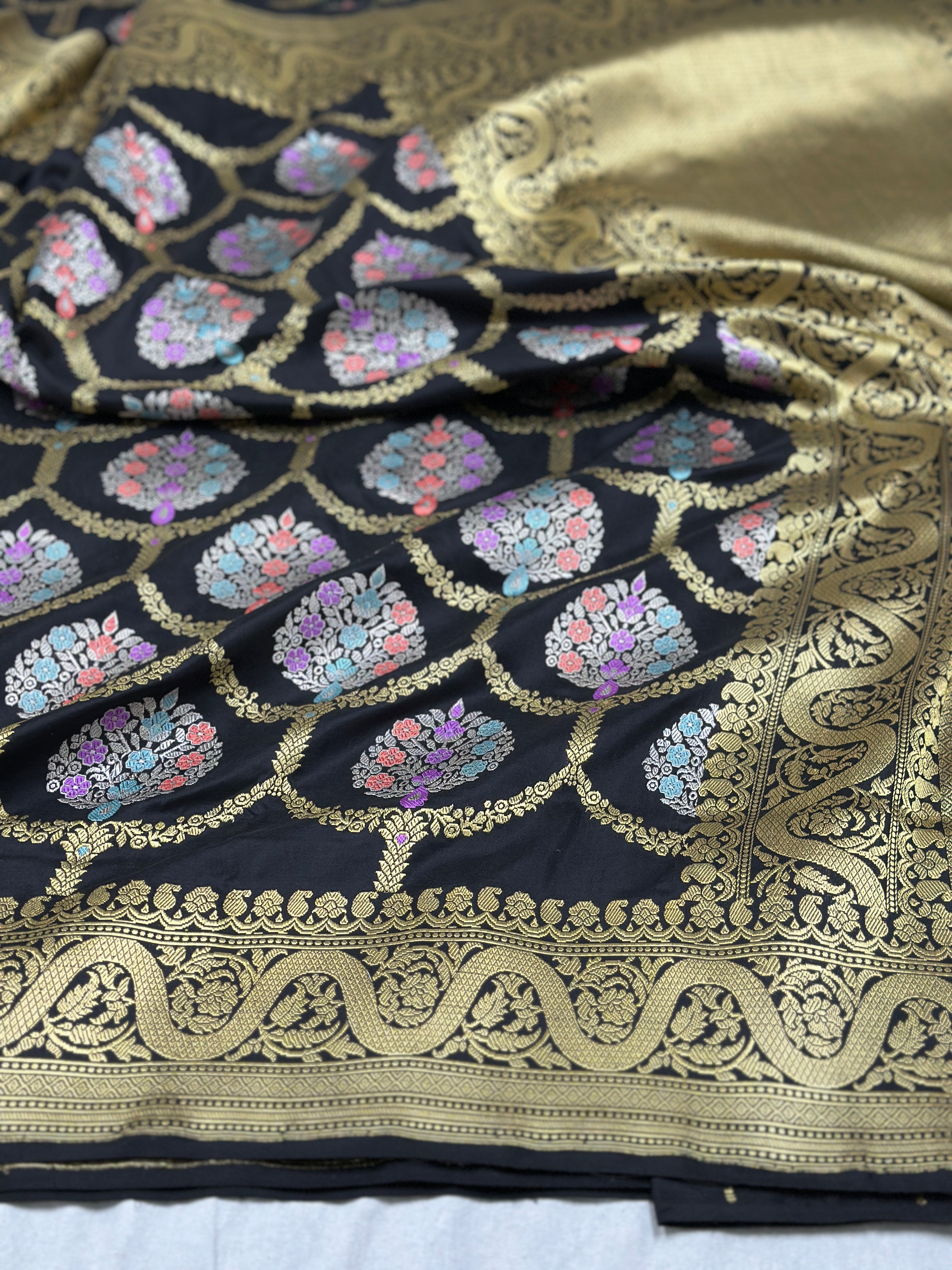 Black  Handwoven Pure Banarasi Silk Saree