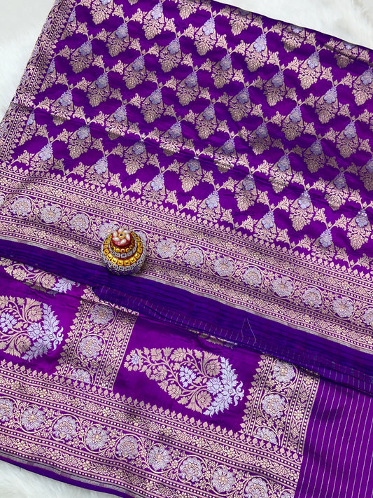 Majenta Pure Banarasi Katan Silk Saree- Floral Minakari Jaal with Rich Zari Border and Pallu