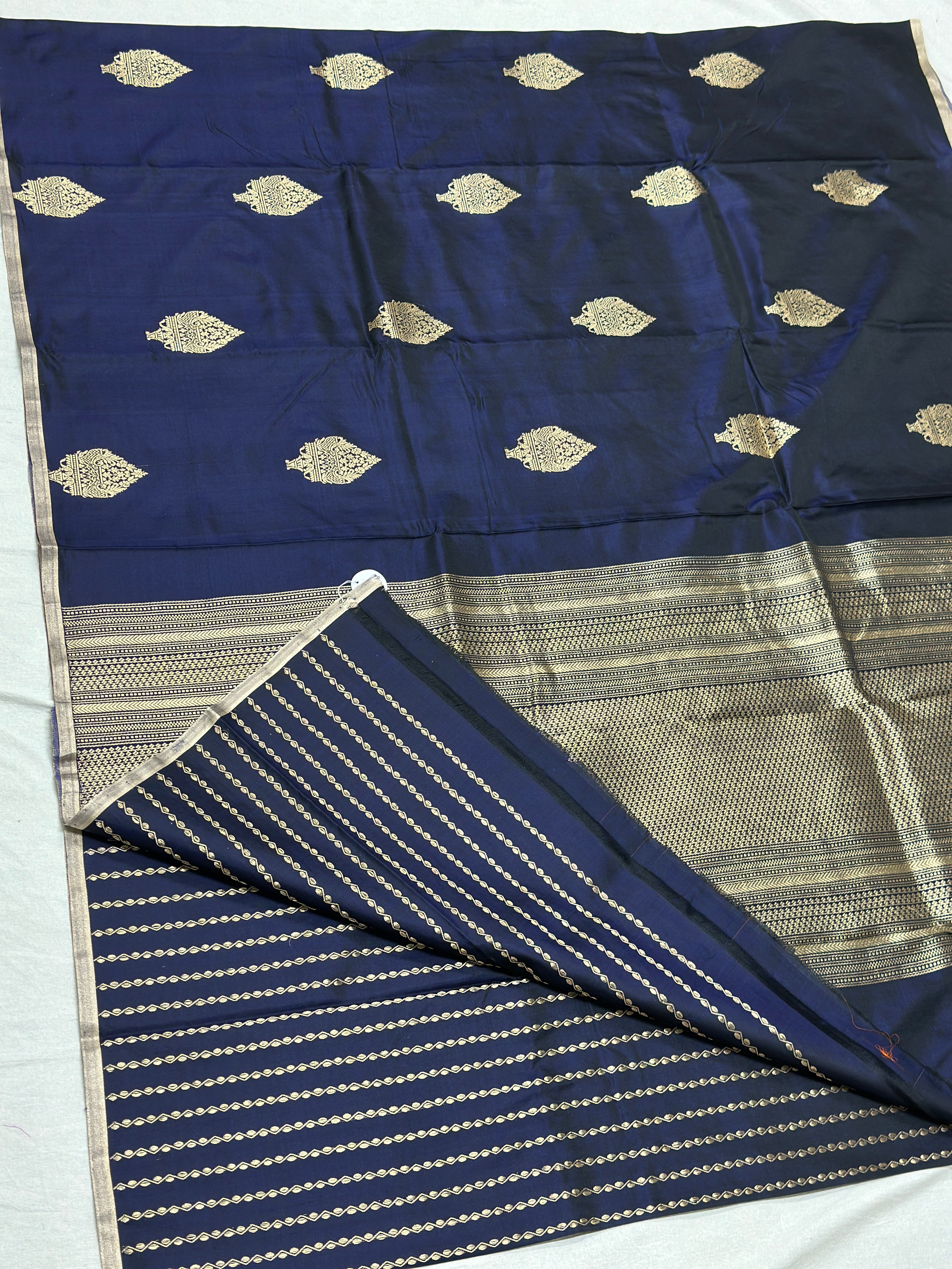 Handwoven Banarasi Pure Mashru Silk Saree