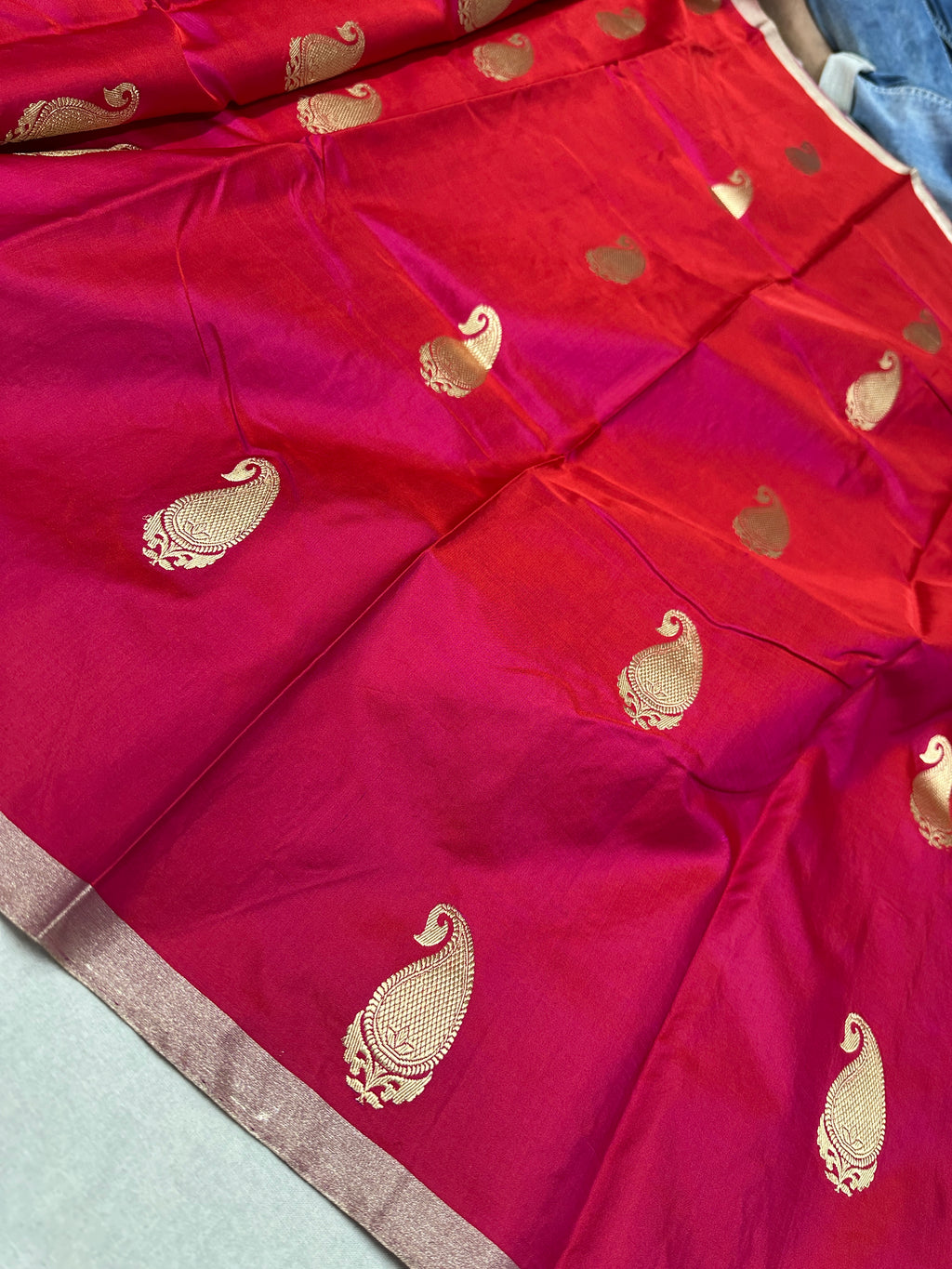 Handwoven Banarasi Pure Mashru Silk Saree
