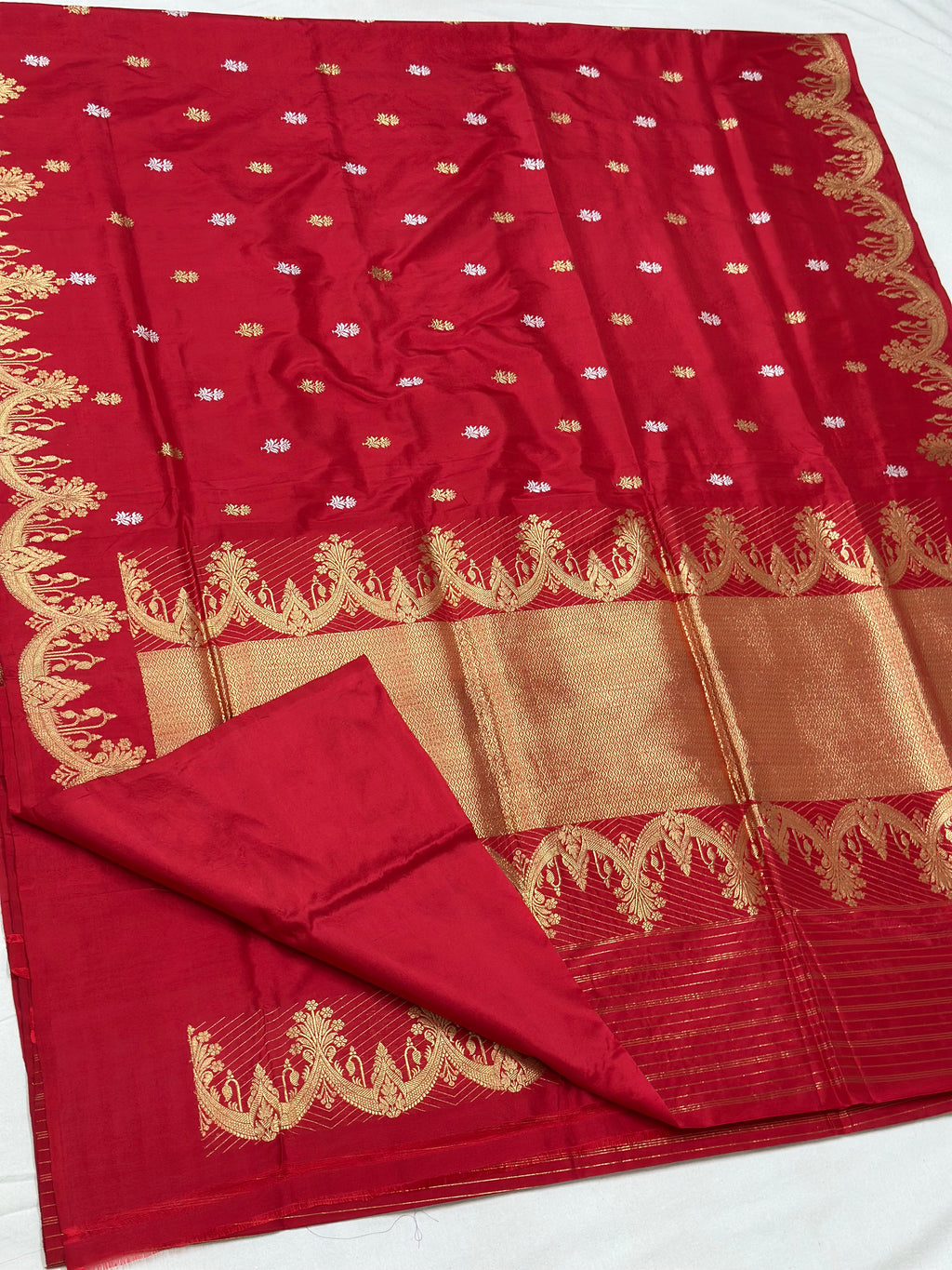 Red Handwoven Pure Banarasi Silk Saree
