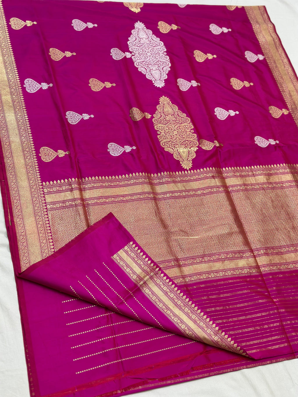 Rani Pink Handwoven Pure Banarasi Silk Saree