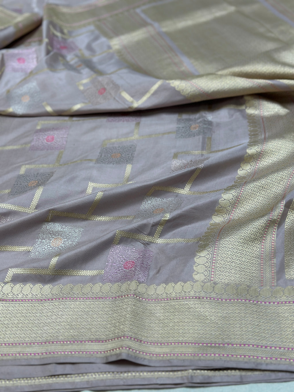 lavender Handwoven Pure Banarasi katan Silk Saree