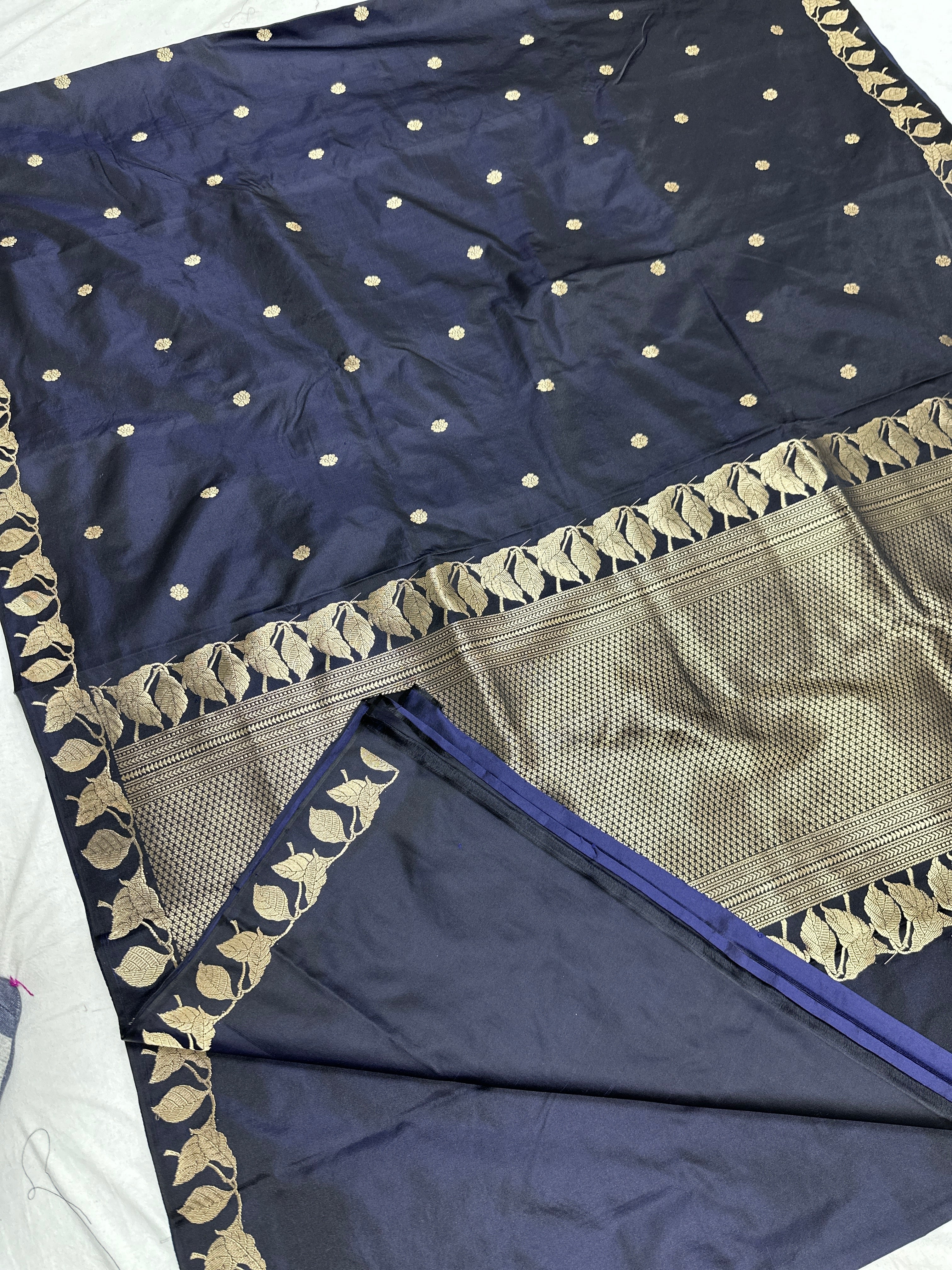 Navy Blue Handwoven Mashru Silk Saree