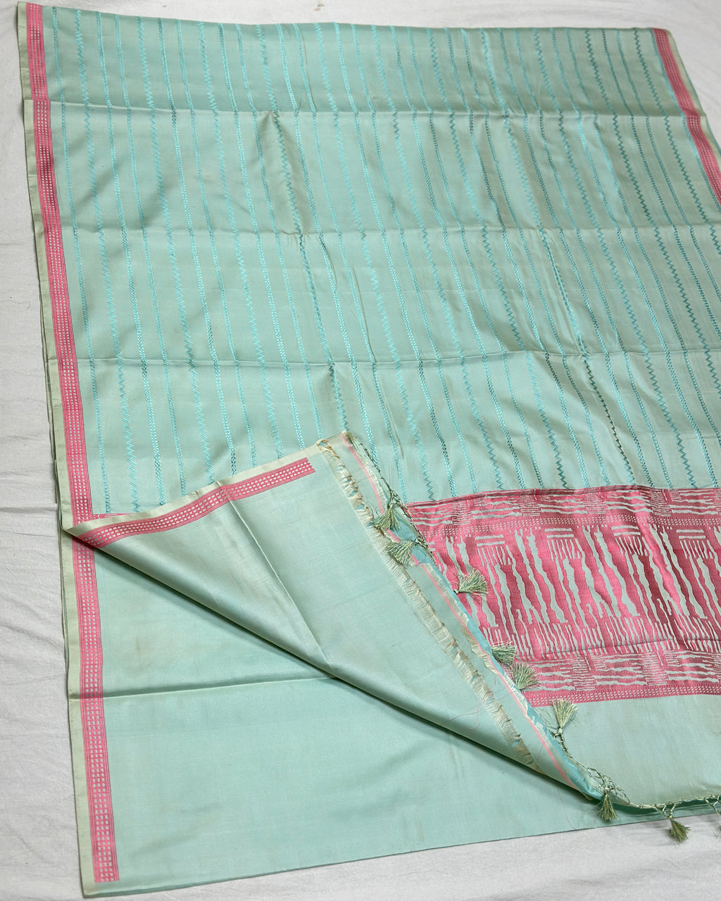 Handwoven Pure Banarasi Mashru Silk Saree