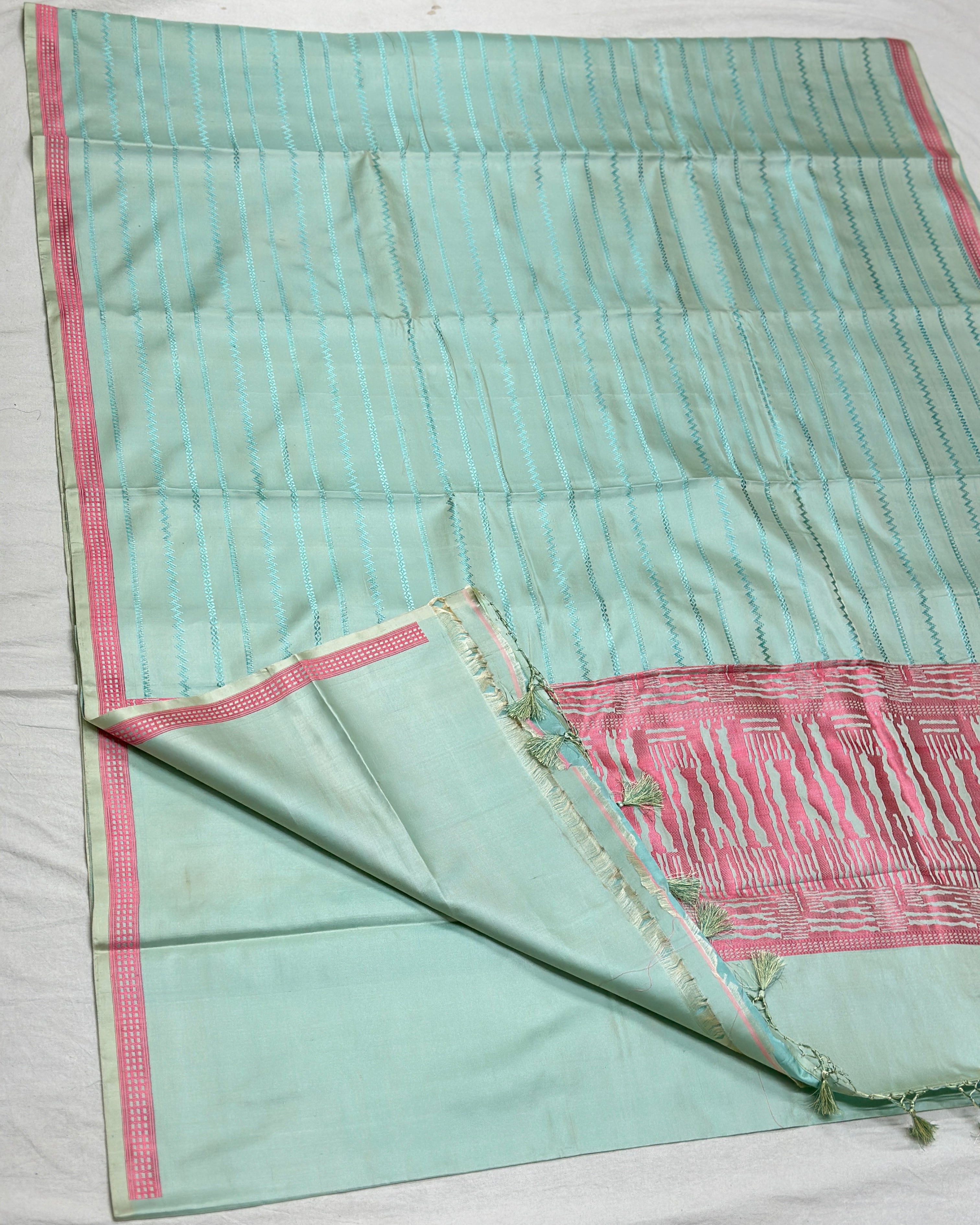 Handwoven Pure Banarasi Mashru Silk Saree