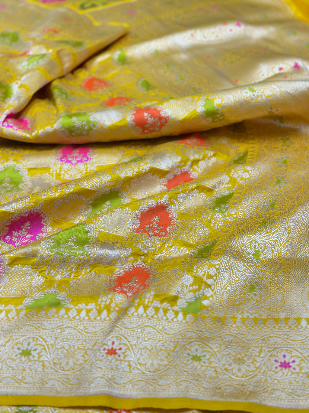Rangkaat Handloom Pure Banarasi Katan Silk Saree