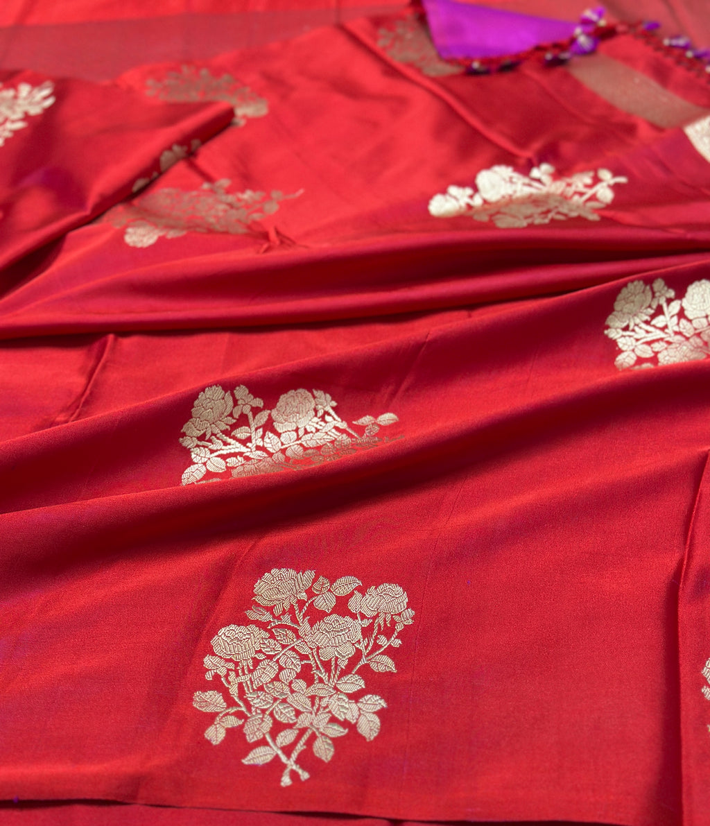 Red Handwoven Pure Banarasi Mashru Silk Saree