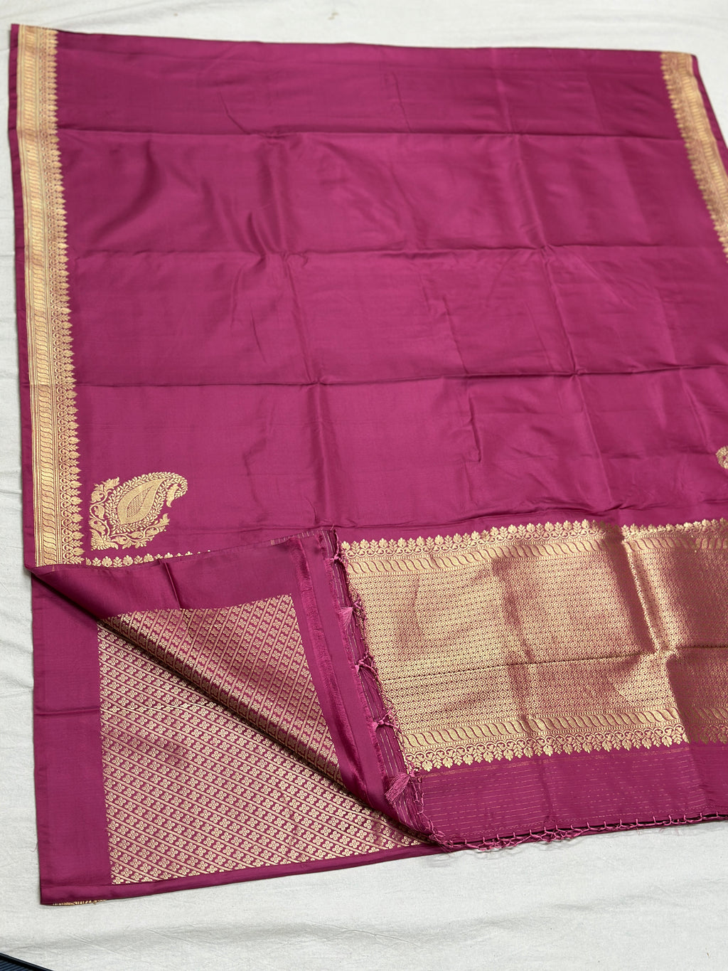 Handwoven Pure Banarasi Mashru Silk Saree
