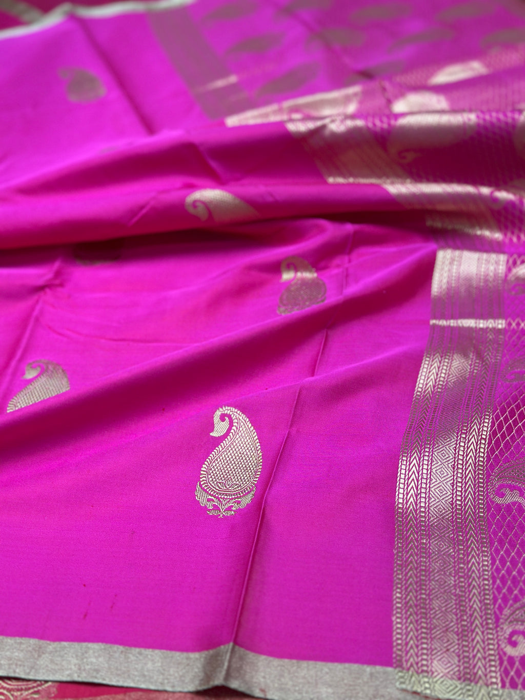 Handwoven Banarasi Pure Mashru Satin Silk Saree