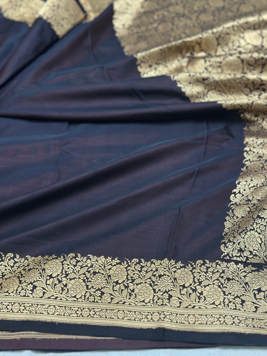 Handwoven Banarasi Pure Mashru Silk Saree