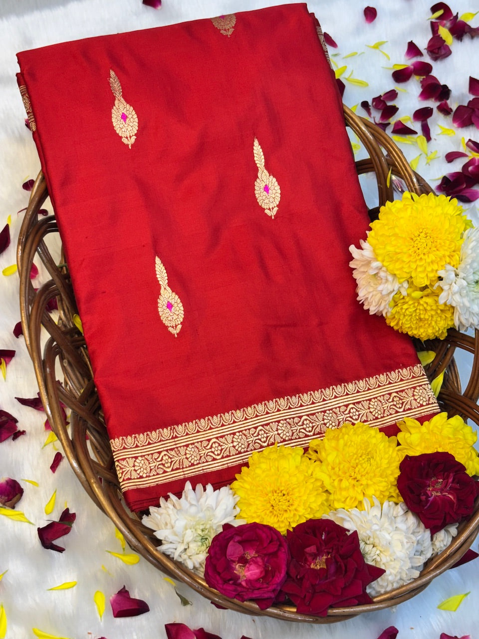 Red Pure Mashru Silk Handwoven Banarasi Saree