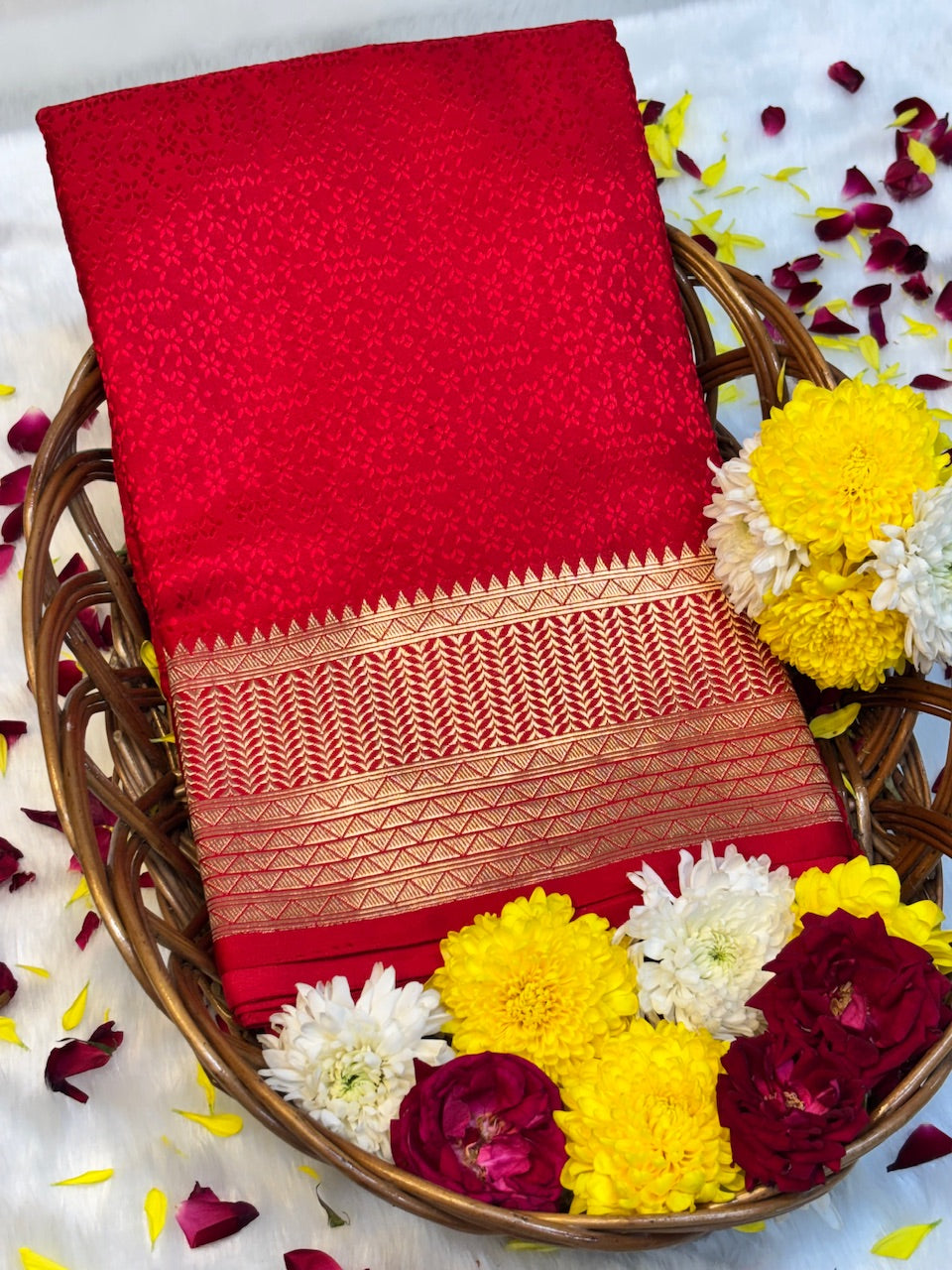 Red Pure Tanchoi Silk Handwoven Banarasi Saree