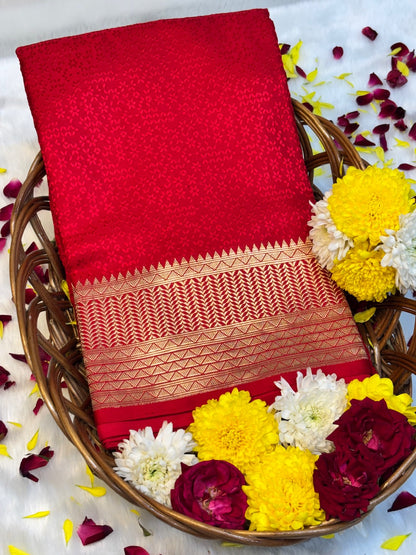 Red Pure Tanchoi Silk Handwoven Banarasi Saree