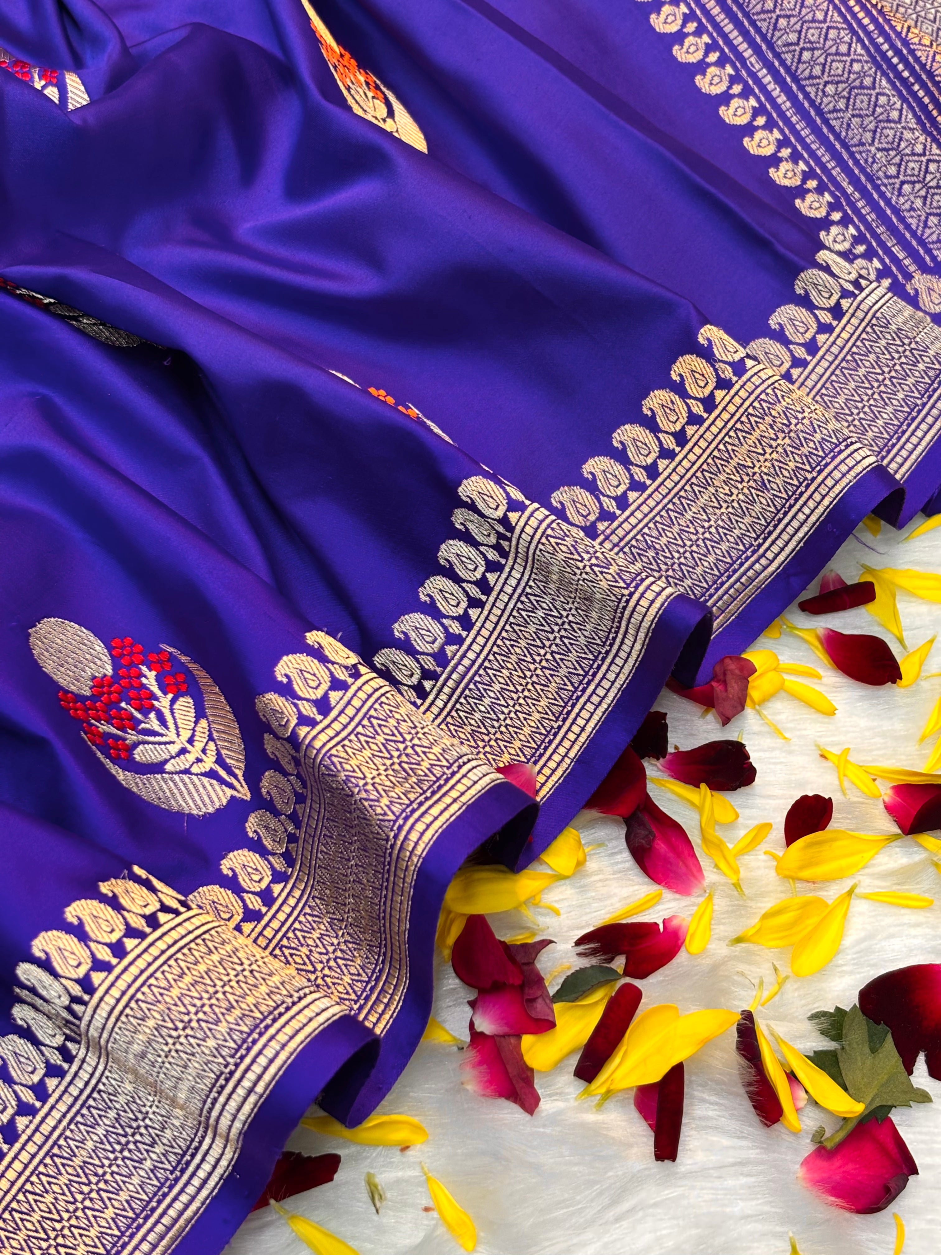 Royal Blue Pure Mashru Silk With Minakari Buti Handwoven Banarasi Saree