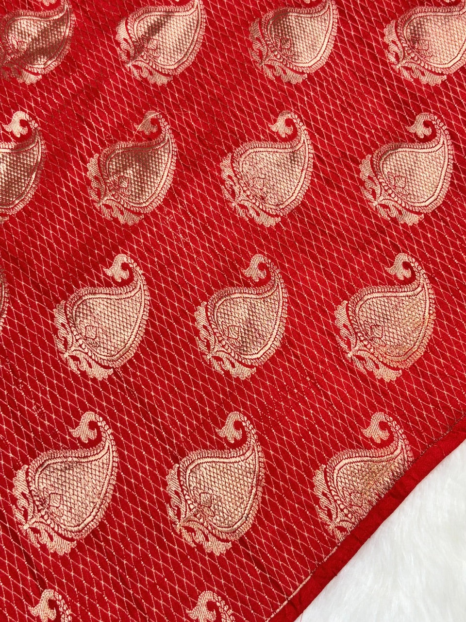 Red Checks Pure Mashru Silk Handwoven Banarasi Saree