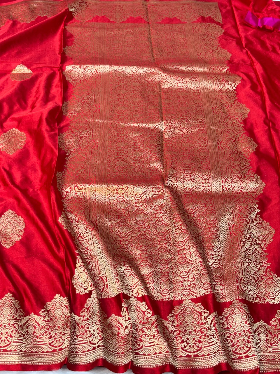 Red Pure Mashru Silk Handwoven Banarasi Saree