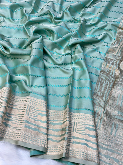 Sea Blue Pure Tanchoi  Silk Buti Handwoven Banarasi Saree