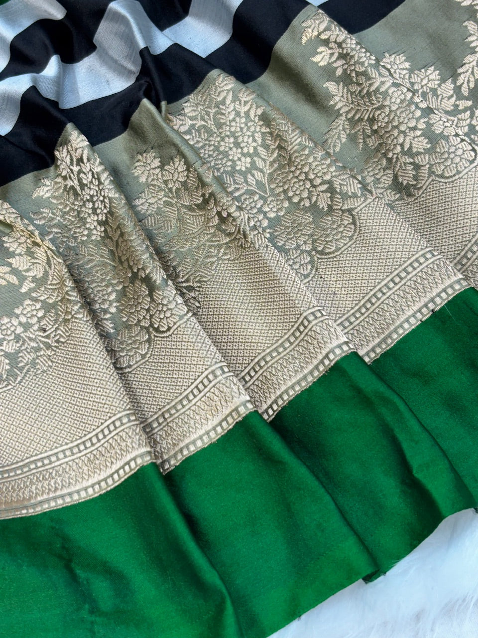 White With Green Check Pure Mashru Silk Buti Handwoven Banarasi Saree