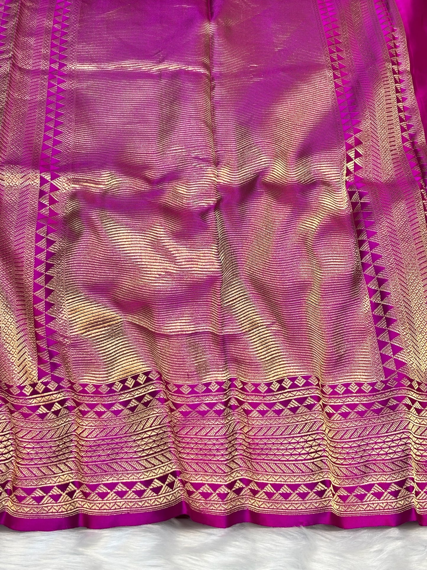 Pure Mashru Handwoven Silk Saree – Royal Fuchsia Pink Elegance