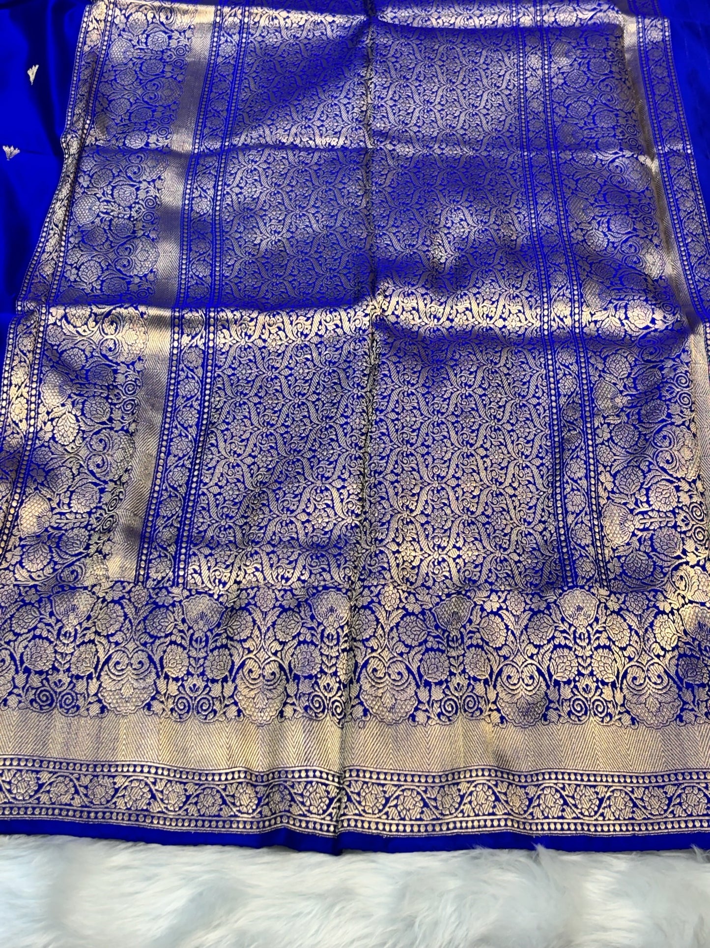 Pure Mashru Handwoven Silk Saree – Royal Blue Elegance