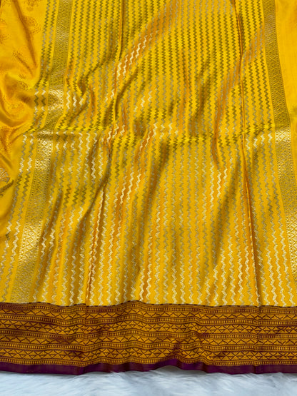 Pure Banarasi Tanchui Handwoven Silk Saree –  Yellow Elegance
