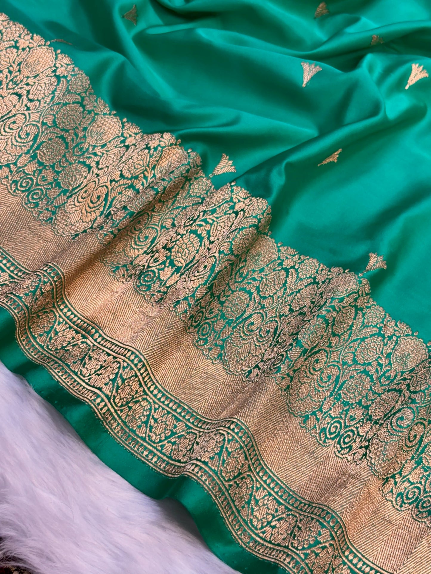 Pure Mashru Handwoven Silk Saree –  Sea Green Elegance