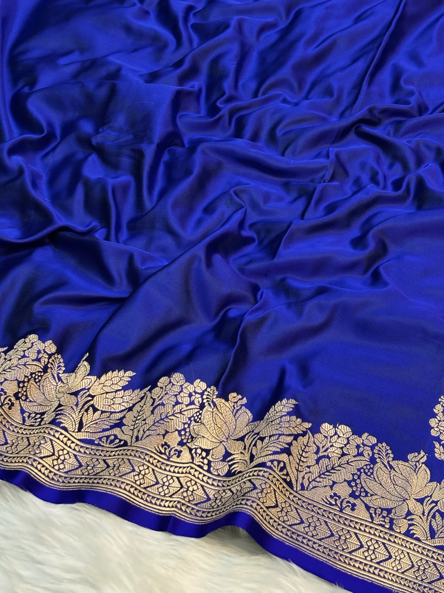 Pure Mashru Handwoven Silk Saree – Royal Blue Elegance