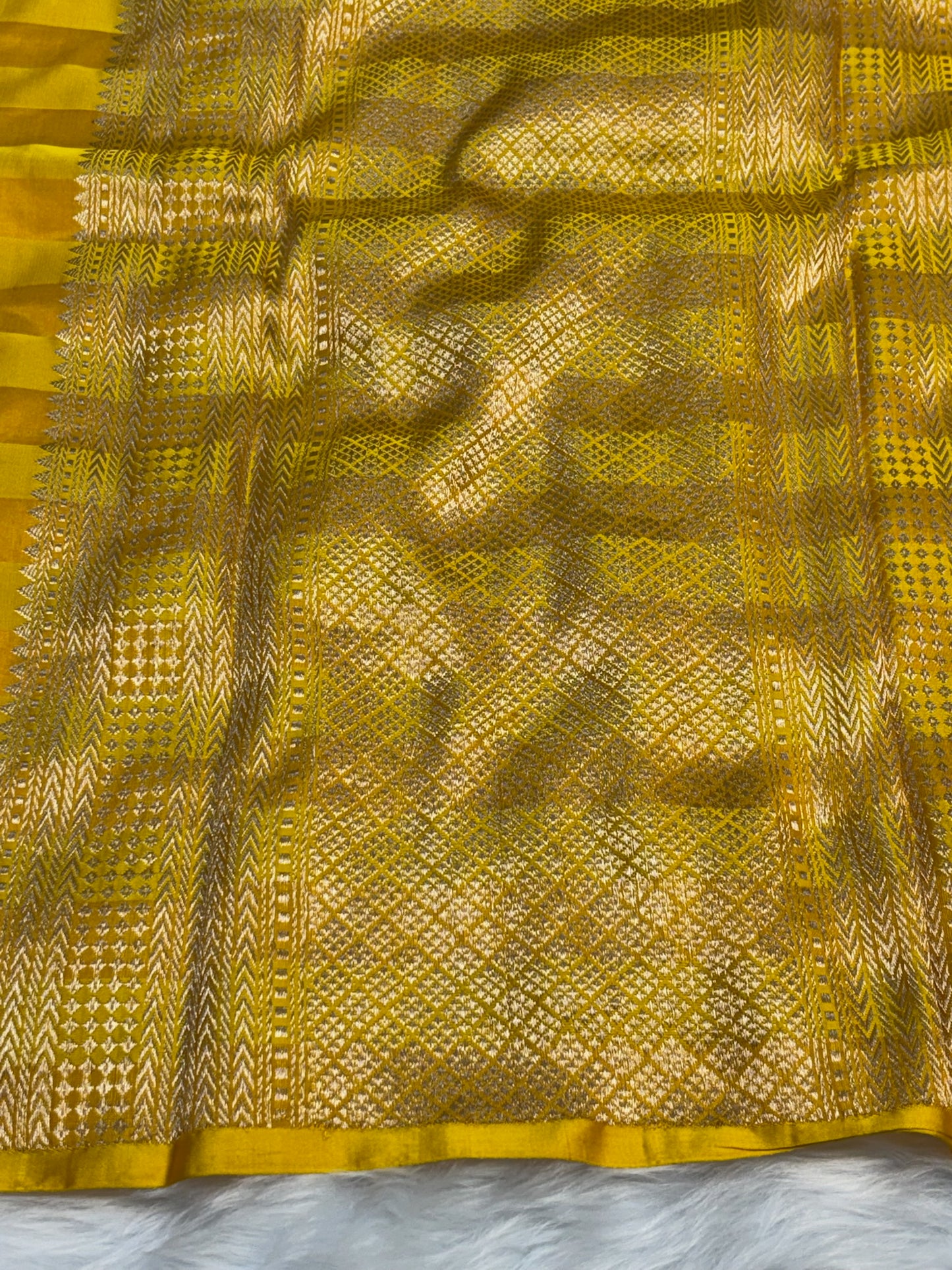 Pure Mashru Handwoven Silk Saree – Yellow Elegance